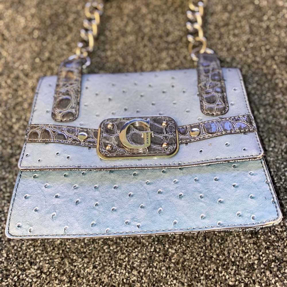 GUESS handbag - Picture 2 of 4